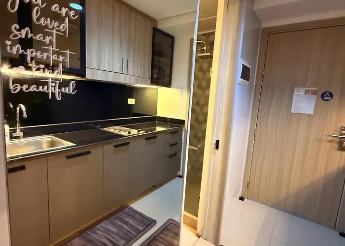Aparthotel Bayshore Getaway Condotel By Clowie Manila